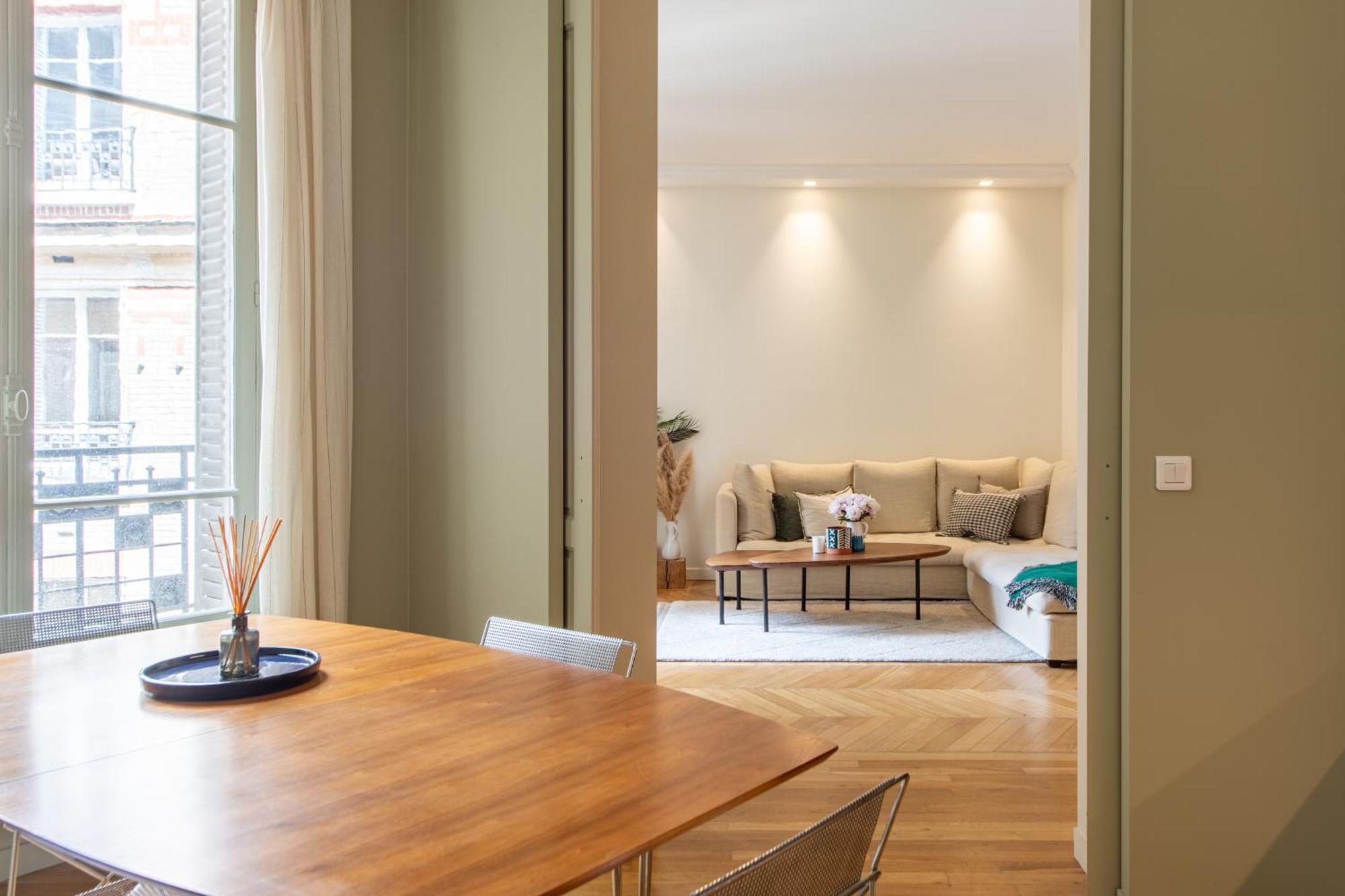 Arc De Triomphe - Luxury 1 Bedroom Appartement